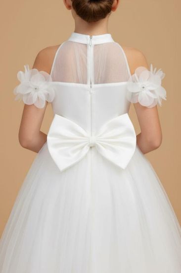 صورة فستان سهرة أبيض أطلالة الاميرات